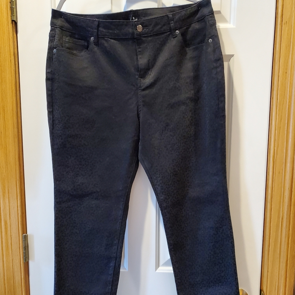 Embossed jeans